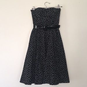 White House Black Market Dresses - 🎉Host Pick🎉WHBM 50's Style Polka Dot Dress - 00 White House Black Market Dresses - 🎉Host Pick🎉WHBM 50's Style Polka Dot Dress - 00
